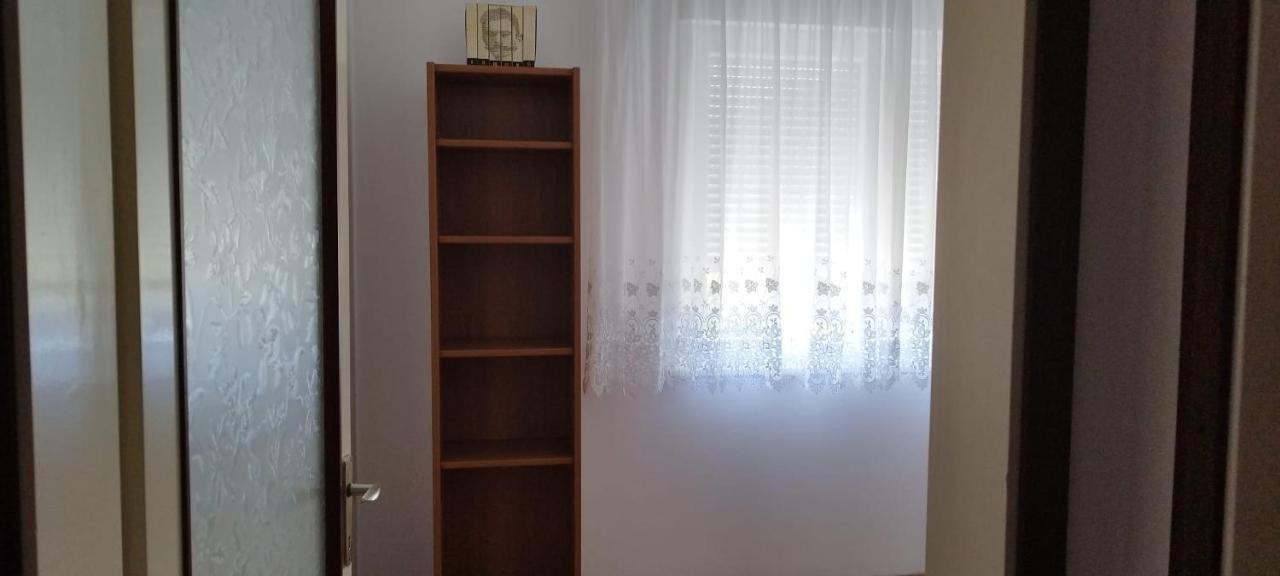 7 Flower Street Apartment 森佩特·普里·哥里齐 外观 照片