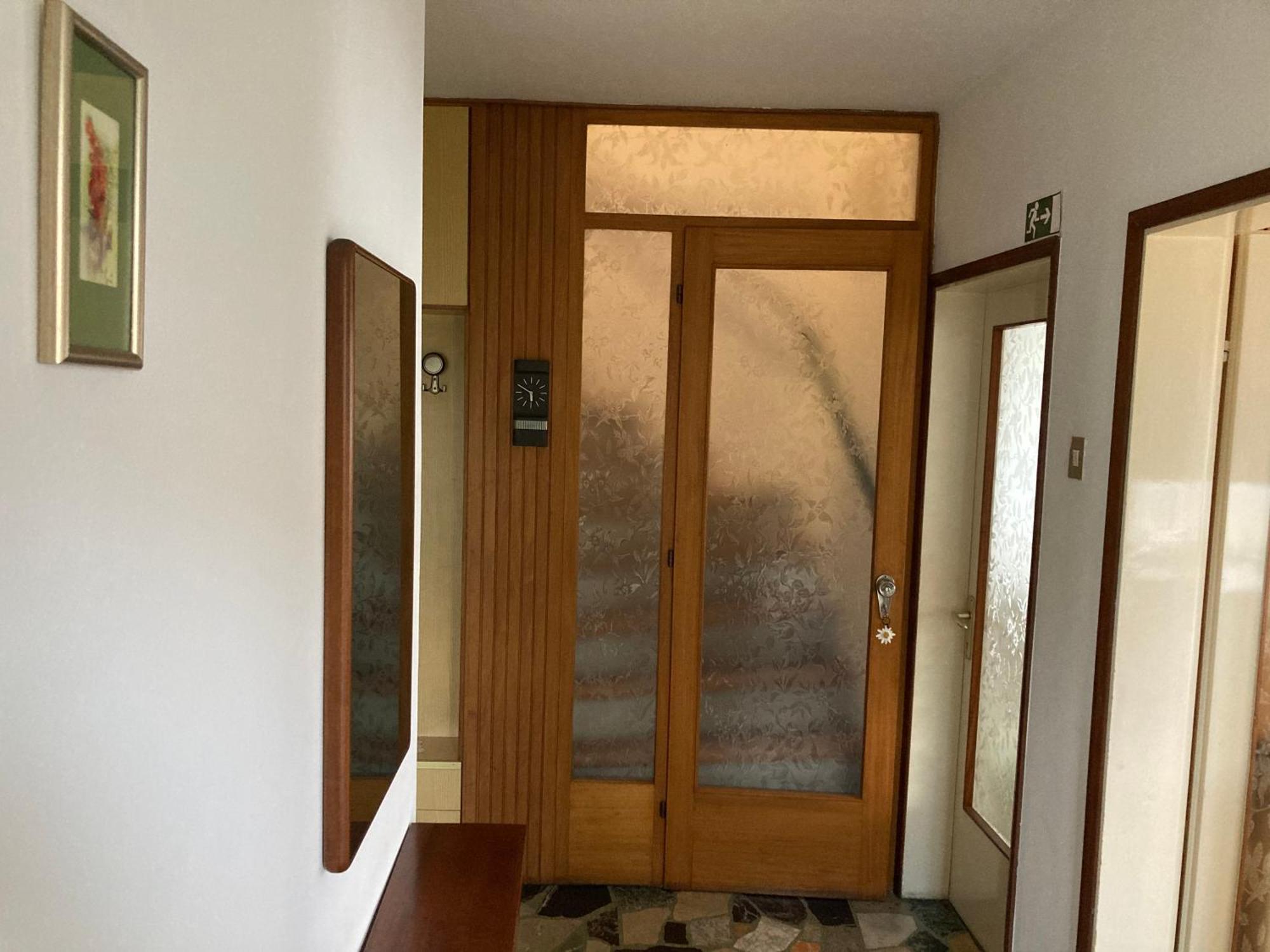 7 Flower Street Apartment 森佩特·普里·哥里齐 外观 照片